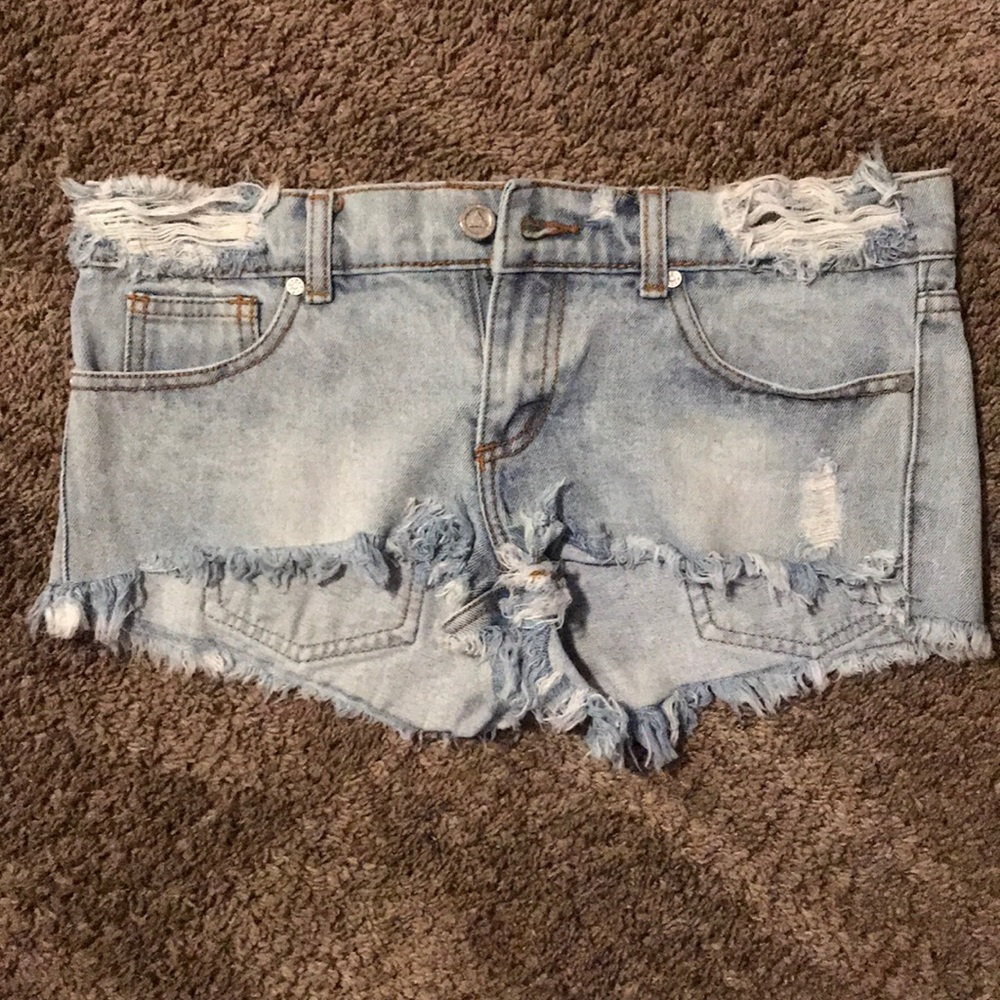 UNIF shorts size 26